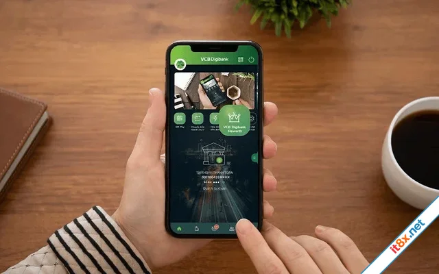 App Ngân hàng tự động khóa giao dịch nếu phát hiện thiết bị không an toàn