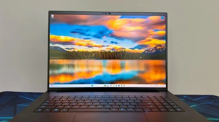Chi tiết Razer Blade 18 Quái vật laptop gaming thống trị phân khúc cao cấp-2.webp