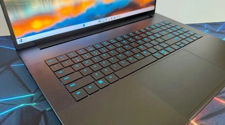 Chi tiết Razer Blade 18 Quái vật laptop gaming thống trị phân khúc cao cấp-3.webp