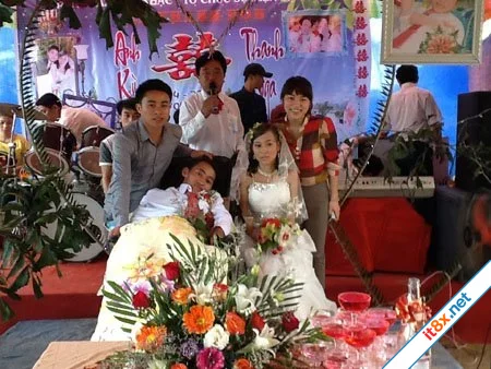 Chuyện tình của nữ sinh kế toán và chàng trai bại liệt