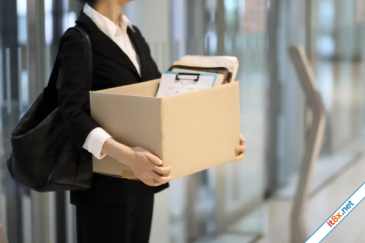 Xin nghỉ phép đưa con đi thi đại học, mẹ bị đuổi việc vì 'sếp đồng ý bằng miệng'