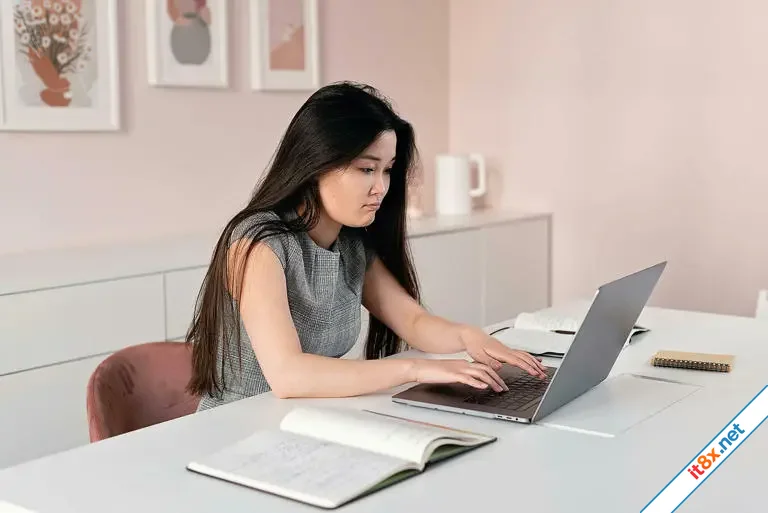 Dấu hiệu AI đang thay thế nhân sự Gen Z