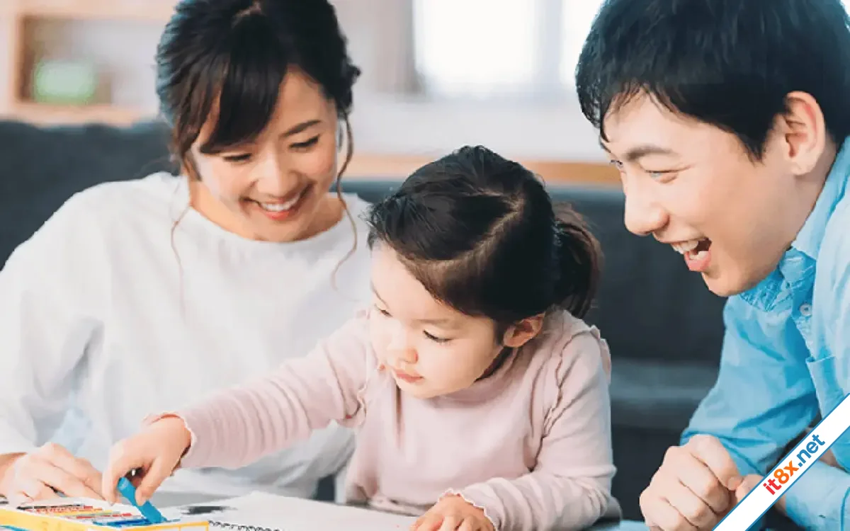 Mẹ thông minh phải biết dạy con yêu thương người khác