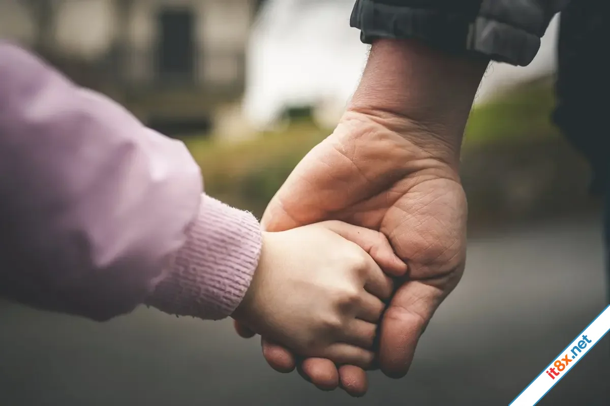 5 thời điểm quan trọng mà cha mẹ nên rút lui kịp thời