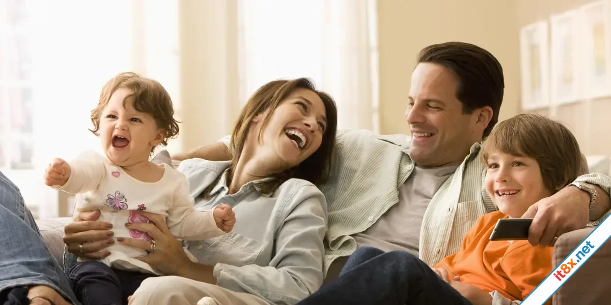 Tại sao con trai lớn cần rời mẹ nhưng con gái không cần rời cha?