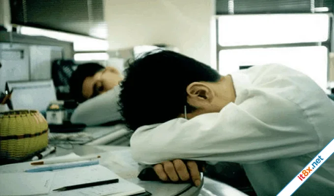 Lý do quan trọng bạn nên ngủ trưa ở công sở
