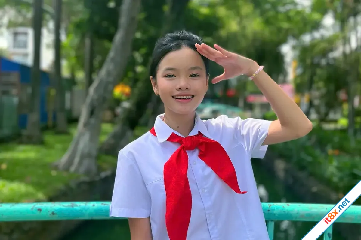 Tuổi học trò rực rỡ của đóa hoa đa sắc