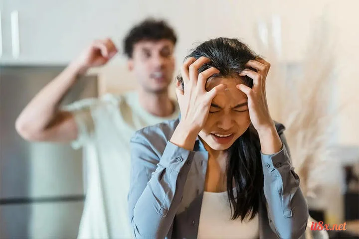 Nhận diện "sát thủ" giao tiếp: Những câu nói tố cáo chỉ số EQ thấp