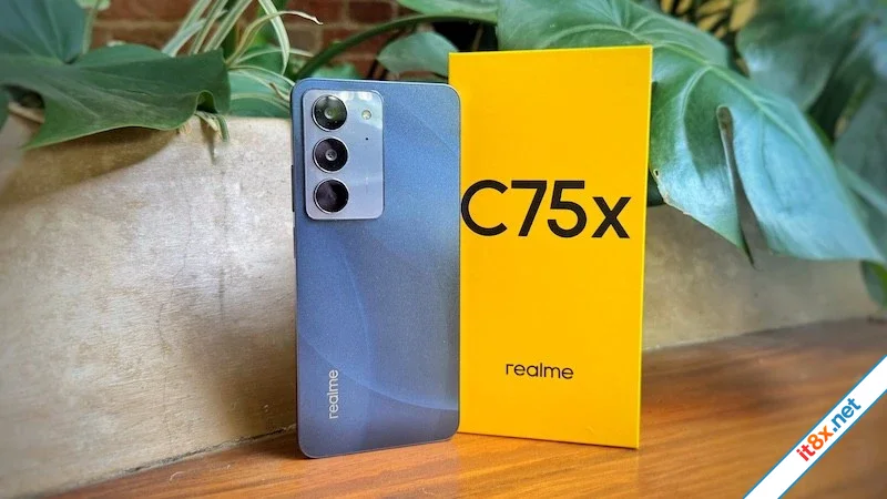 Realme C75x kháng bụi và nước IP69, tích hợp loạt tính năng AI