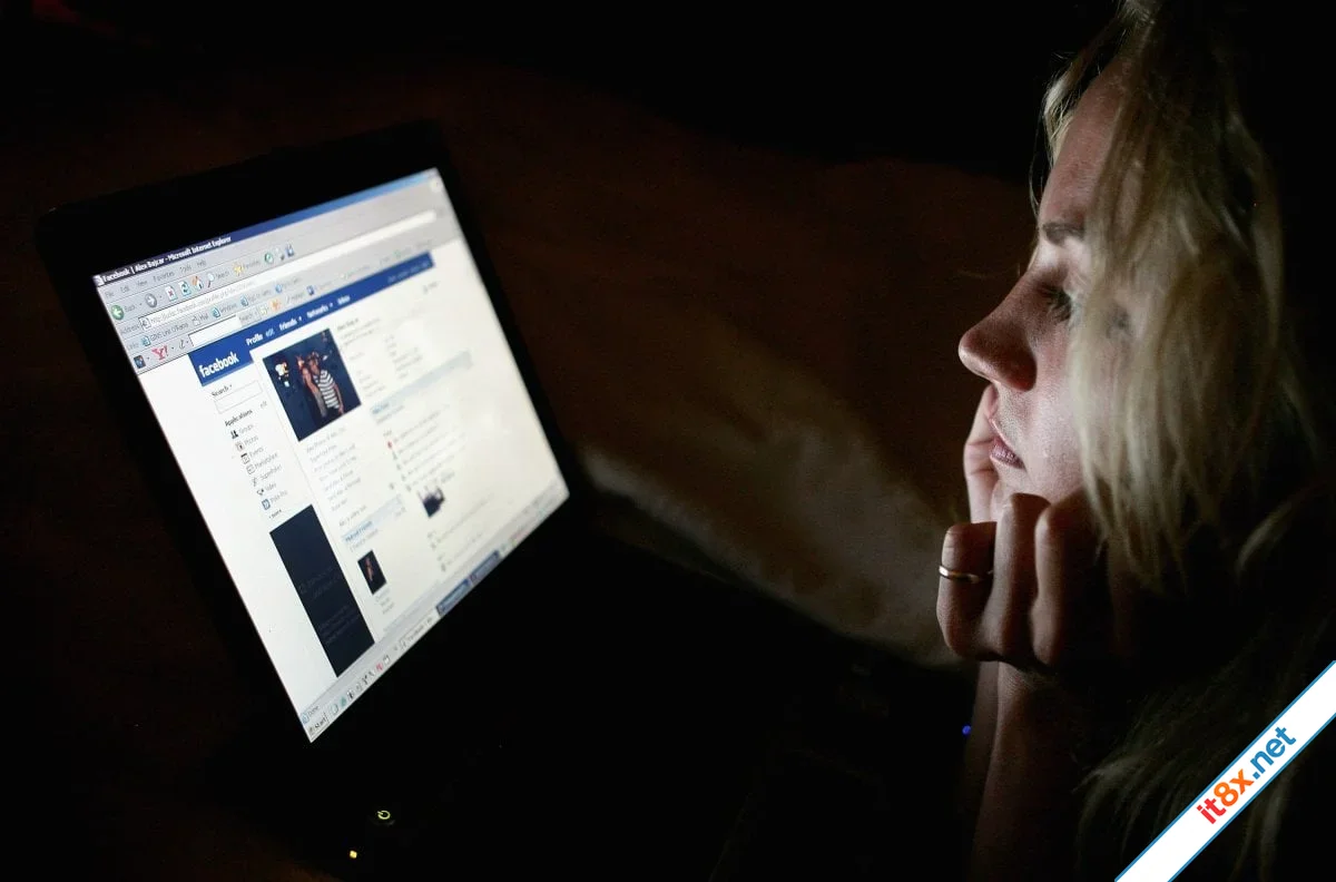 10 quy tắc sử dụng Facebook khi bạn đã kết hôn