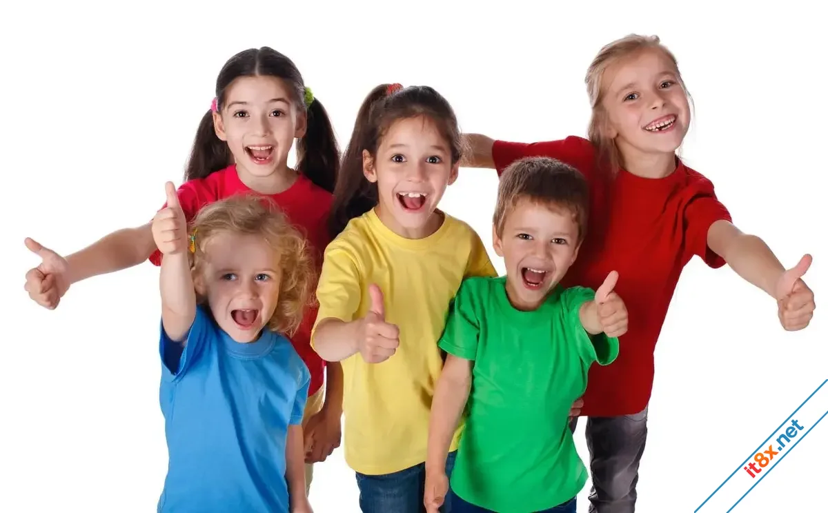 4 điều cha mẹ nên trao cho con càng nhiều càng tốt