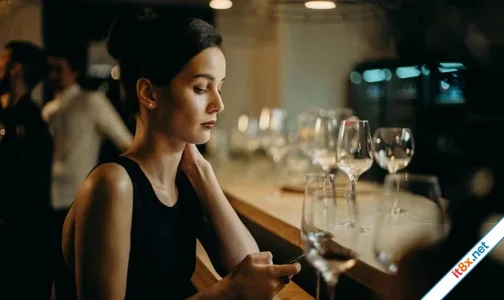 Vì sao bạn mãi chưa tìm được "nửa kia"? Góc nhìn từ các chuyên gia tâm lý