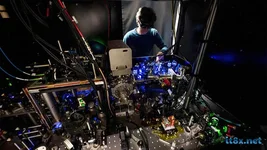 Máy tính lượng tử 70 Qubit của Nga: Bước tiến mới từ kiến trúc bẫy ion