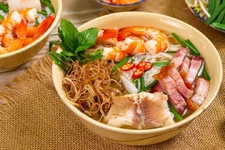Vì sao món đặc sản miền Tây lại mang tên bún nước lèo?