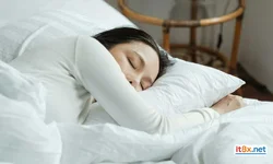 Nguy cơ ung thư tăng vọt 82% từ ba thói quen ngủ độc hại